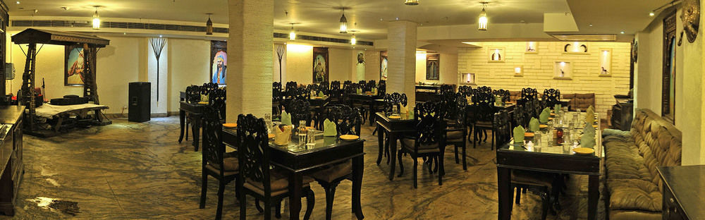 Taurus Sarovar Portico Új-Delhi Kültér fotó